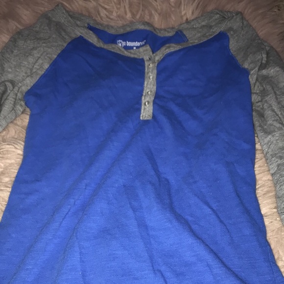 Clothes - Picture 1 of 8